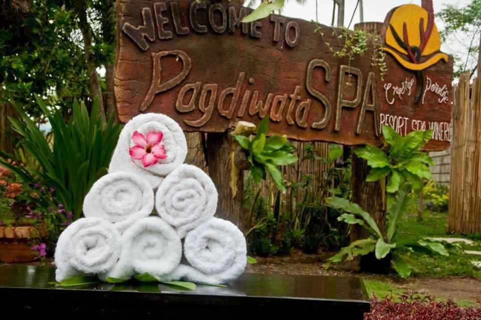 Crystal Paradise Resort Spa & Winery Narra Extérieur photo