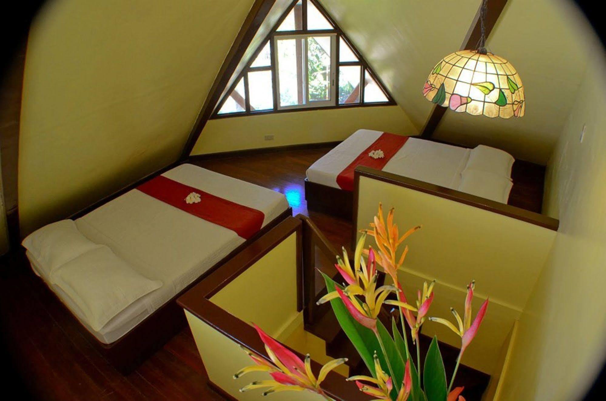 Crystal Paradise Resort Spa & Winery Narra Extérieur photo